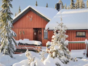  Three-Bedroom Holiday Home in Sjusjoen  Sjusjøen